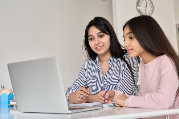 College Admissions Consultant